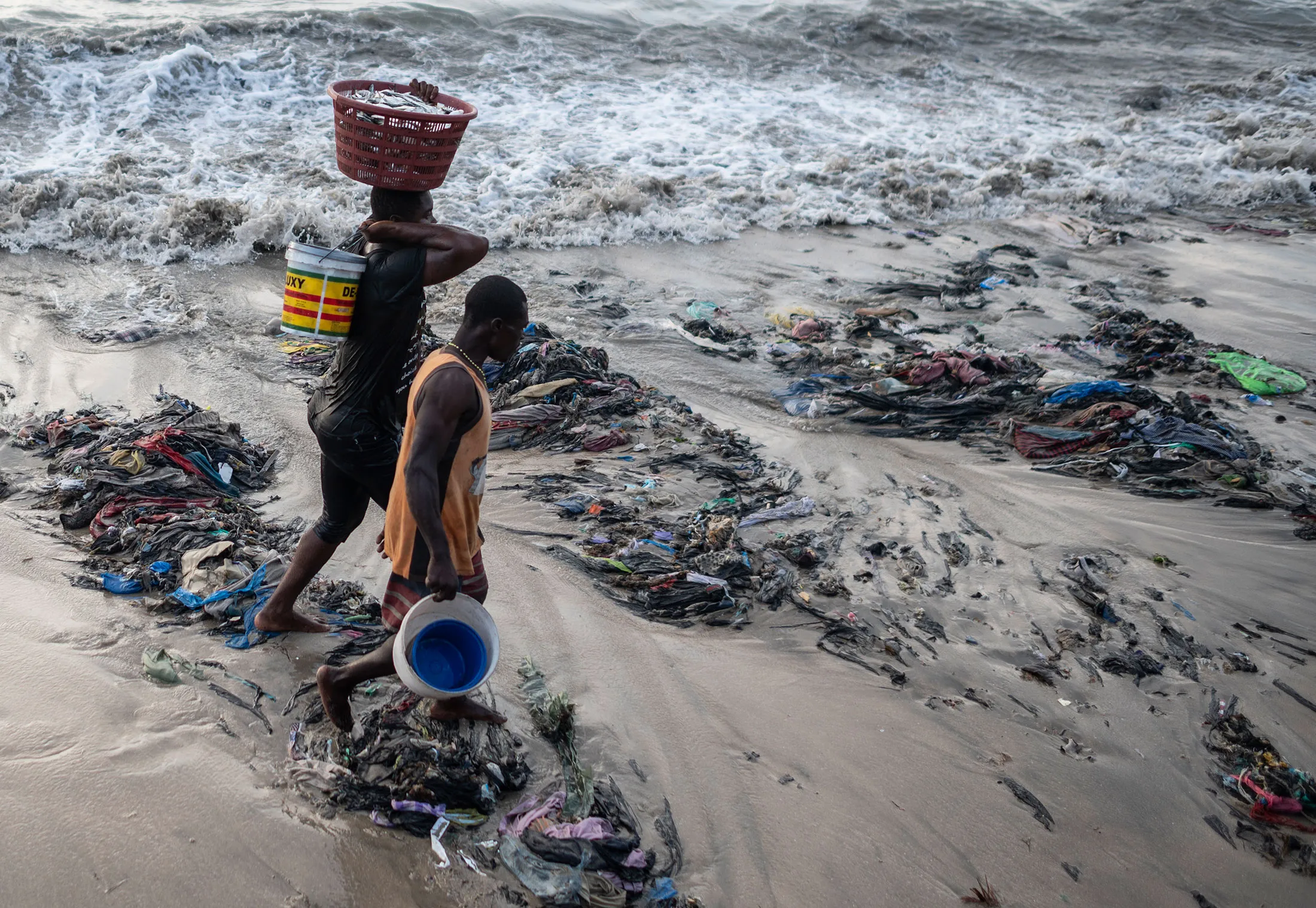 Impact of Fast Fashion vs. Slow Fashion: A Data-Driven Analysis of Environmental Impact